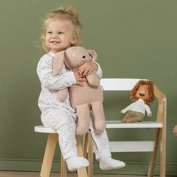 100 отличных подарков девочкам на 8 Марта