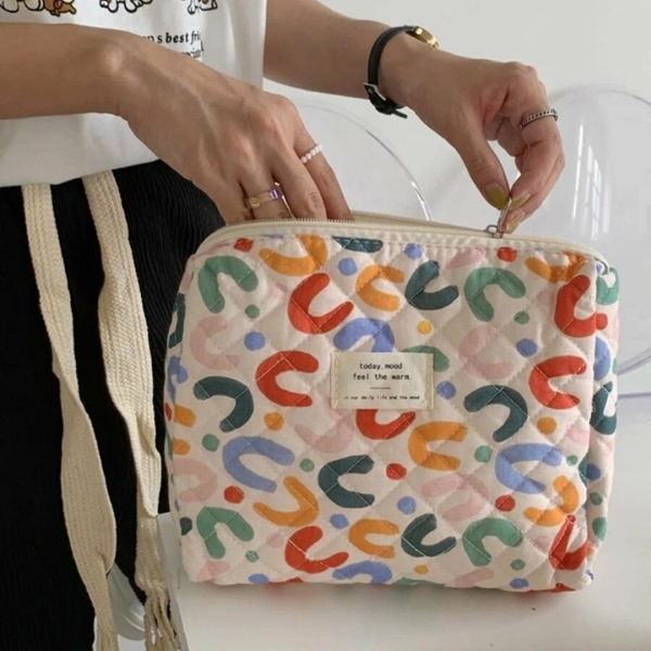 100 отличных подарков девочкам на 8 Марта