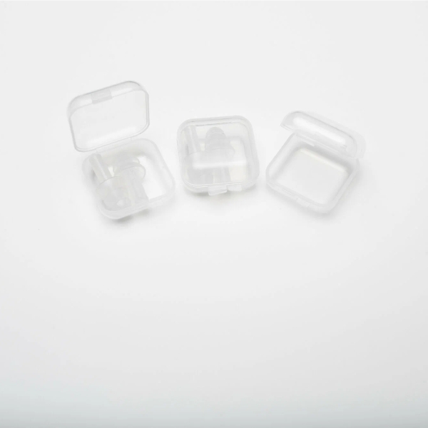 100 приятных подарков коллеге на 8 Марта