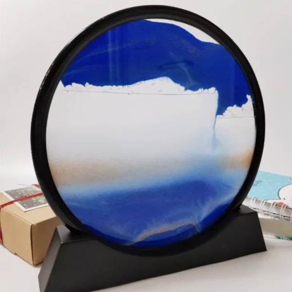 100 приятных подарков коллеге на 8 Марта