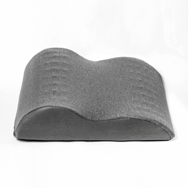 100 приятных подарков коллеге на 8 Марта