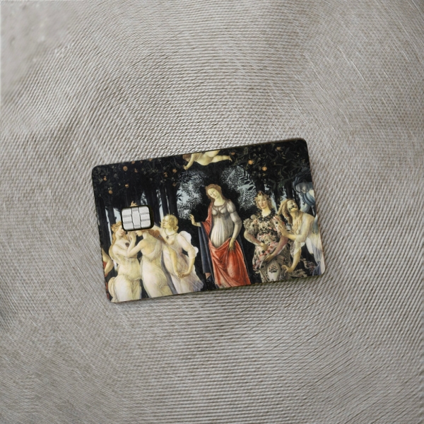 100 приятных подарков коллеге на 8 Марта