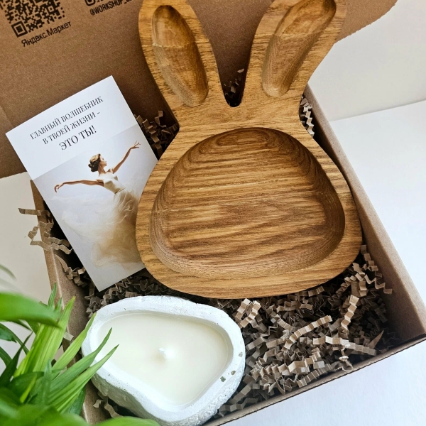 100 приятных подарков коллеге на 8 Марта