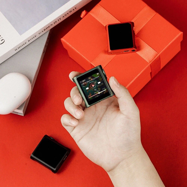 Что подарить мужчине на день рождения: 100 отличных вариантов