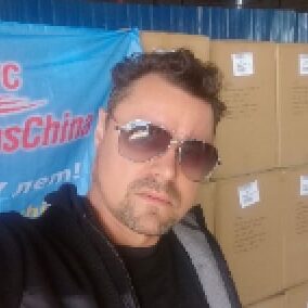 Почему в машине пахнет бензином и что с этим делать