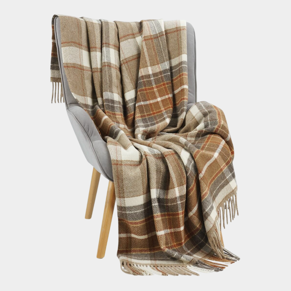 100 интересных подарков женщине на день рождения